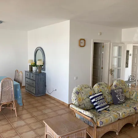 House With The Heated Pool Next To Rocky Point Corralejo