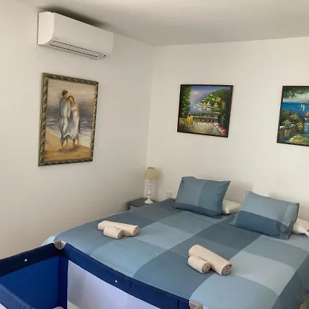 House With The Heated Pool Next To Rocky Point Villa Corralejo