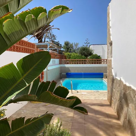 House With The Heated Pool Next To Rocky Point * Corralejo