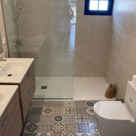 House With The Heated Pool Next To Rocky Point *