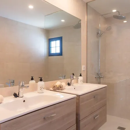House With The Heated Pool Next To Rocky Point * 科拉雷侯