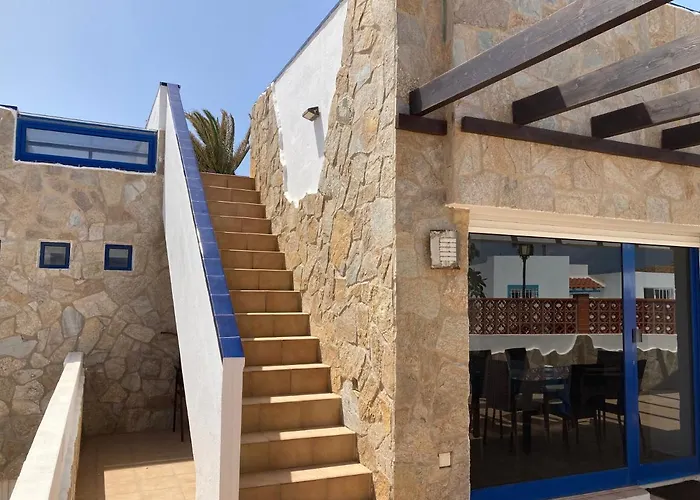 House With The Heated Pool Next To Rocky Point * Corralejo