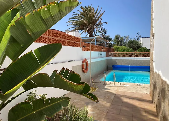 House With The Heated Pool Next To Rocky Point Corralejo
